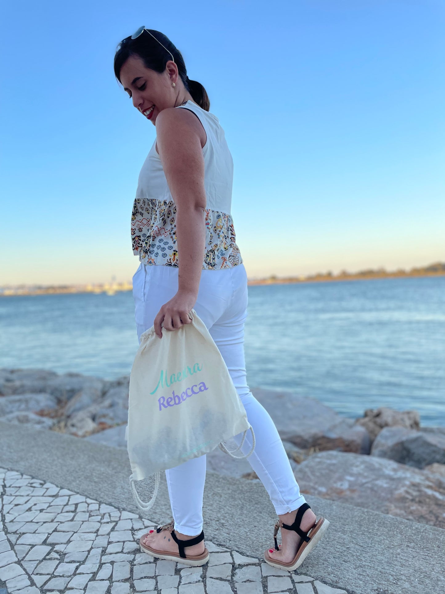 KIT MOCHILA Y NECESER MAESTRA