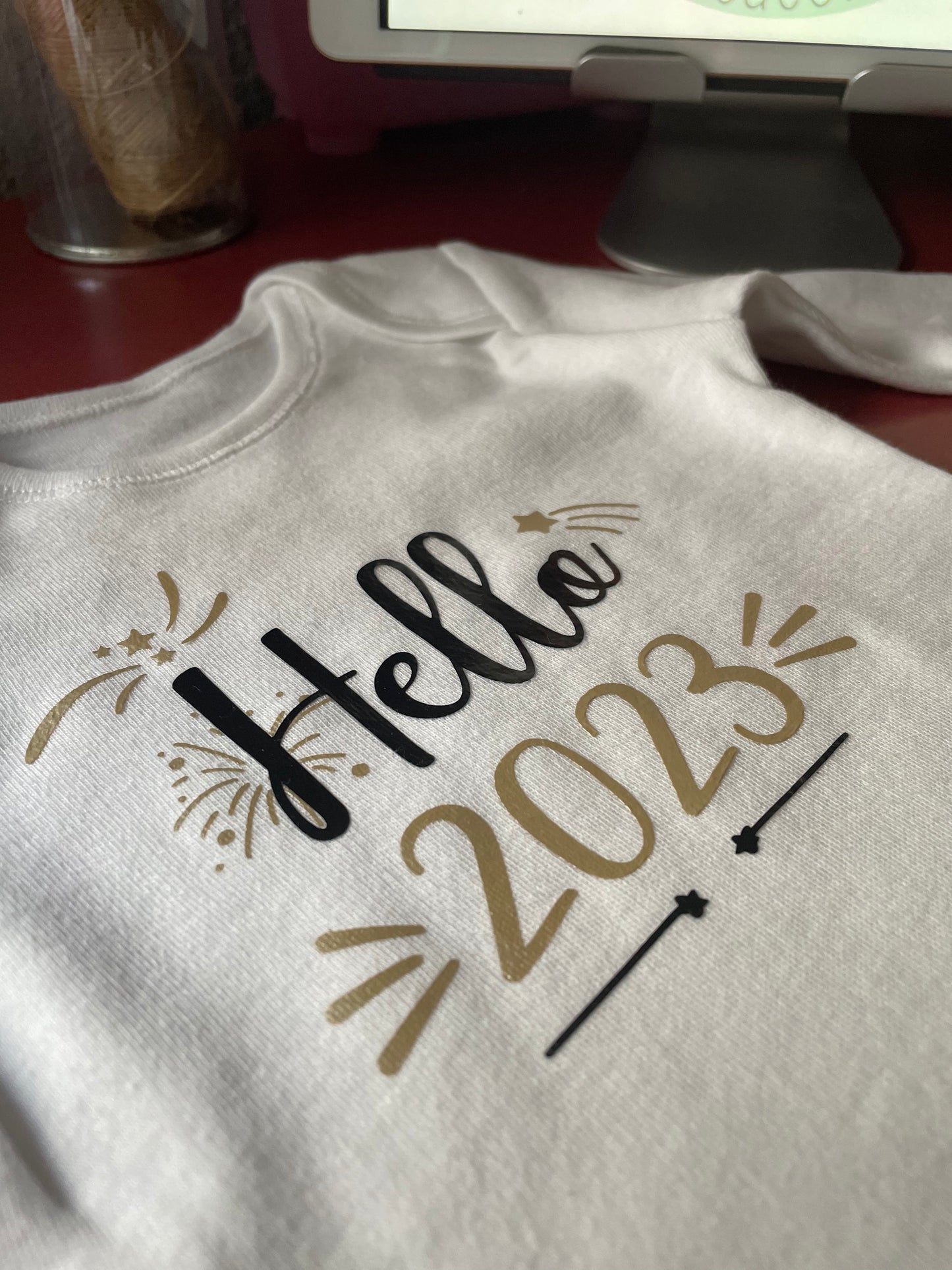 BODY BEBÉ "HELLO 2023" MANGA LARGA