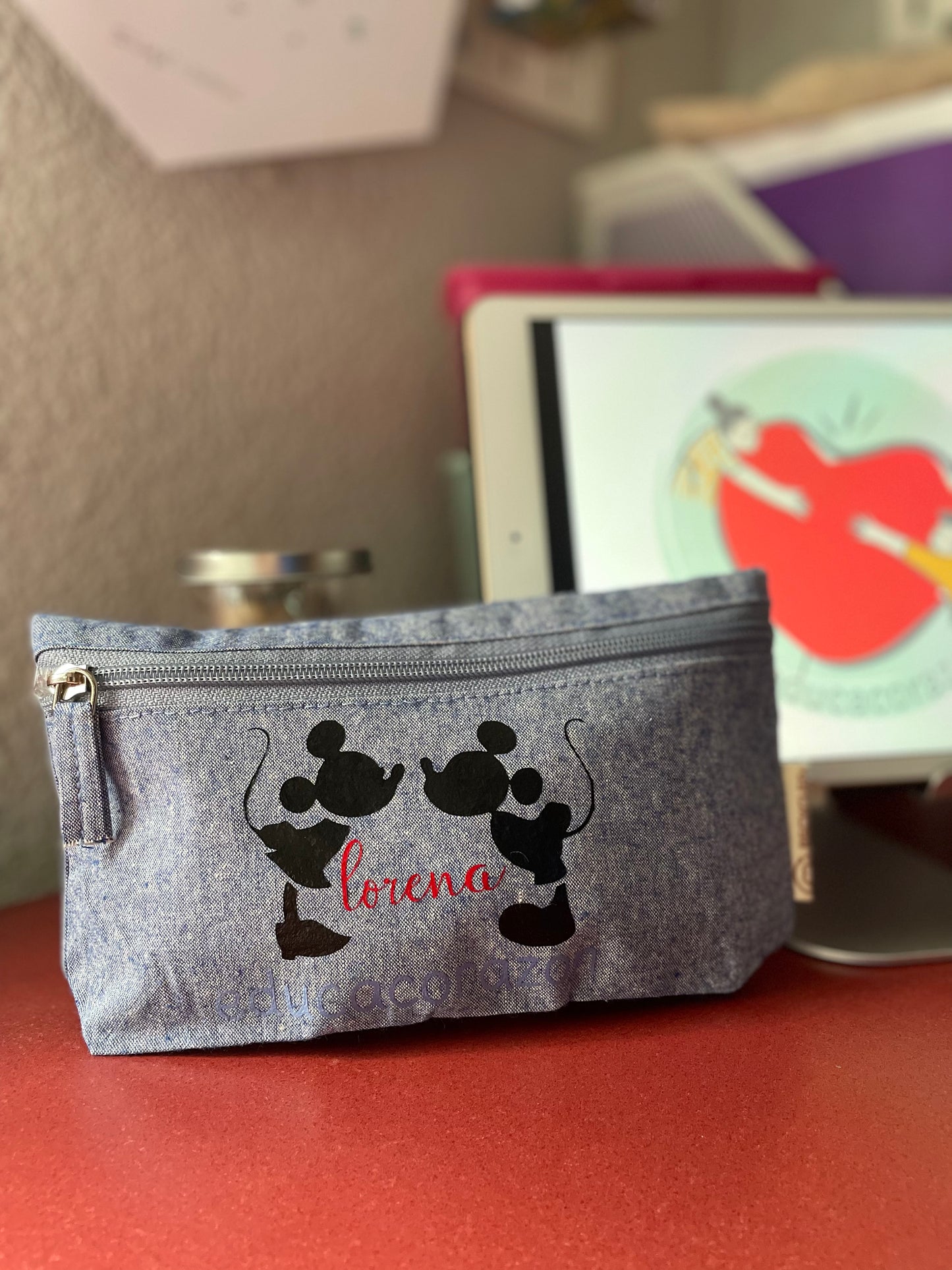 ESTUCHE COLOR “MINNIE Y MICKEY”